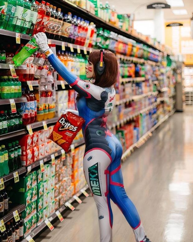 Cosplay DVA