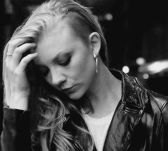 Natalie Dormer -2/82 -5'6''- British Heartbreaker....French Kisses!