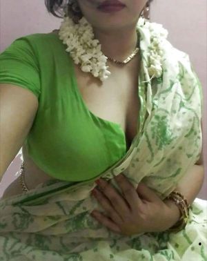 Sexy Indian Aunty Blouse
