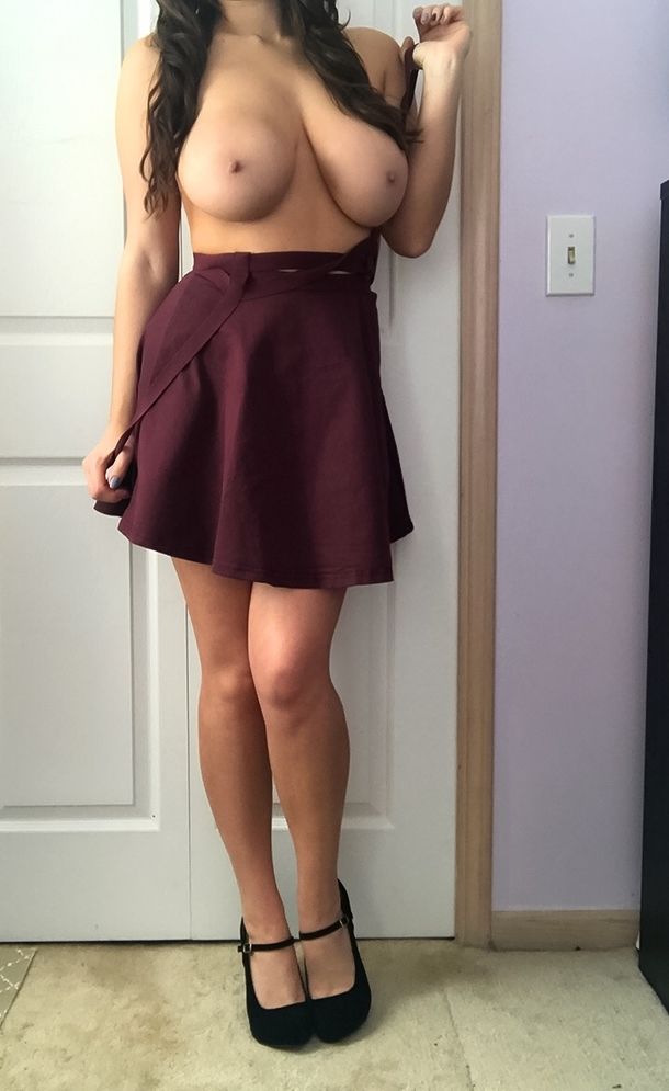brunette big tits