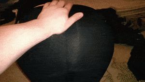 Shiny Gemplug and Wet Pussy