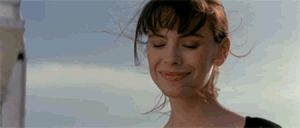 La Lune et le téton, une ode onirique pour les beaux seins de Mathilda May (tenía las mejores tetas de Europa, Bigas Luna dixit)