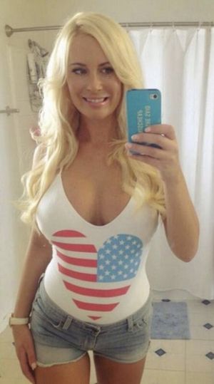 A selfie before best blowjob