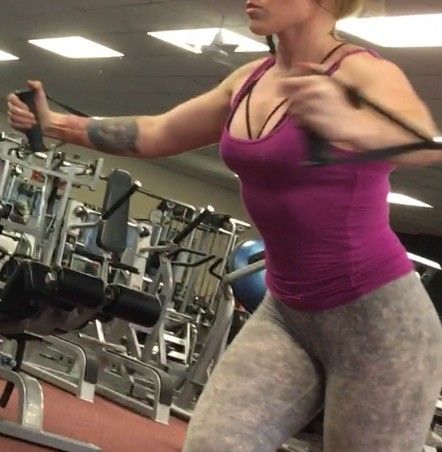Gym hottie