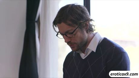 In order to bring excitement in their sexual life, lovers Karlee Grey and Jean Val Jean try to bring in sexual role playing and discover new