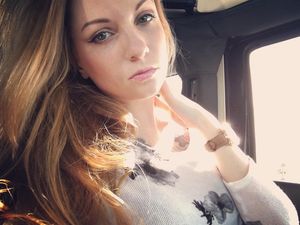 No chance in hell someone can resist this face