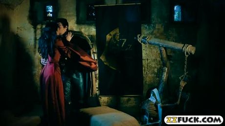 Big boobs evil queen Romi Rain anal pounded by John Doe