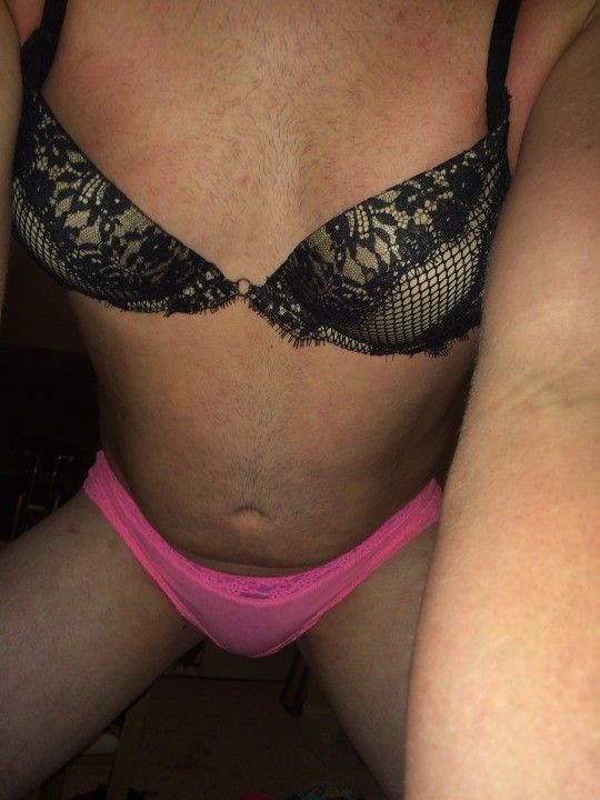 black bra-pink panites