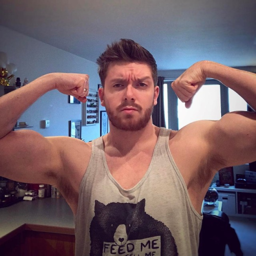 guysandpits:
*sniff*
Check out more at my...