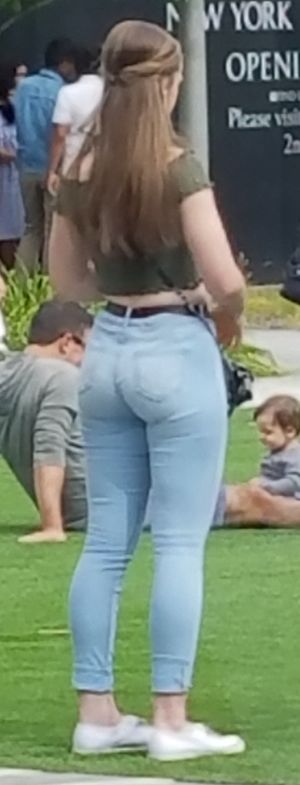 Candid ass...
