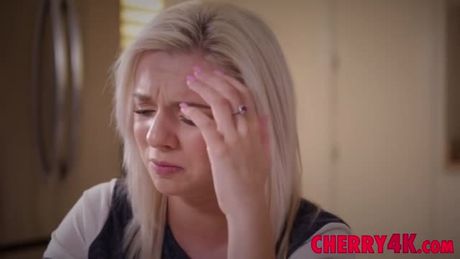 Perfect blonde wants her cum bucket to be filled up by a throbbing rod