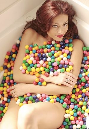 Bubble gum Bath