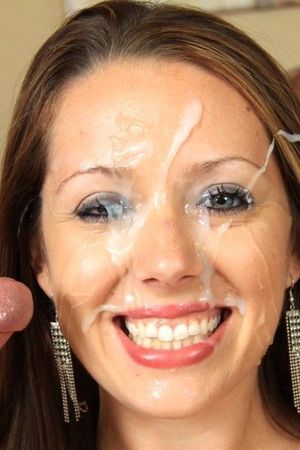 This cumslut opens his eyes full of sperm