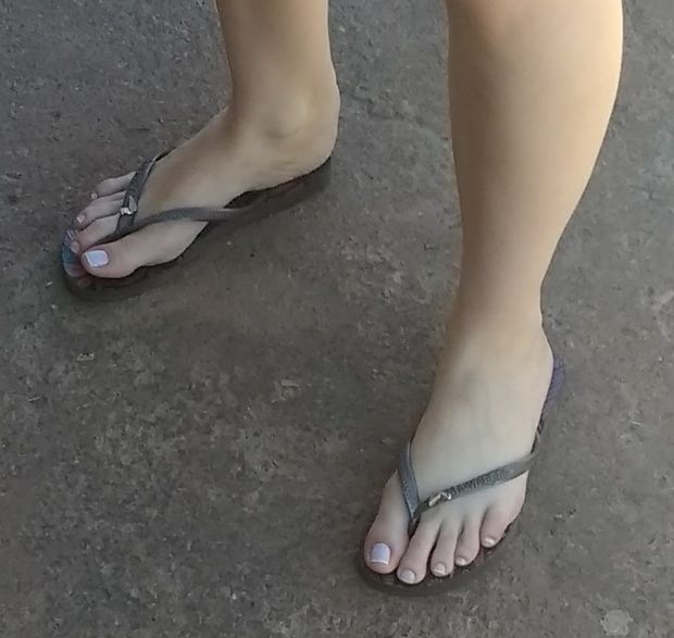 Unknown Feet 54
