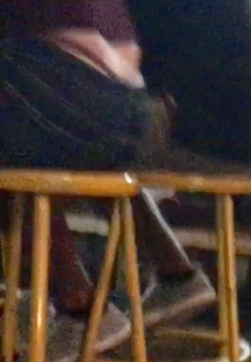 Brew pub thong