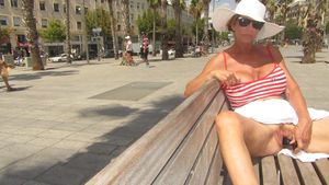Deauxma - Playing with myself on a public park bench in Barcelona
