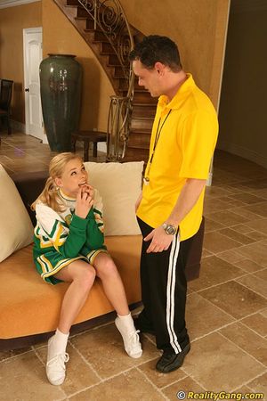 [ Jessica Dalton ] Don't get mad, coach. I know... I don't dance well... If you want, I can do something else for you...