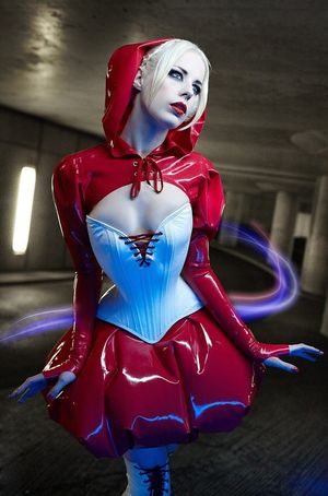 latex snow-white