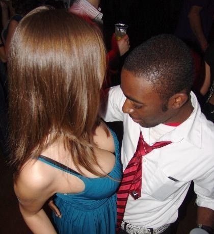 Awesome tits 9750 Gf shows full Cleavage