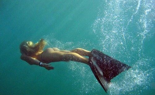 under water skinny swimming : more on my blog