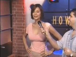 Catherine Bell tocando sus campanas... en Show peli CuestiondPelotas?Naked? VIDEO