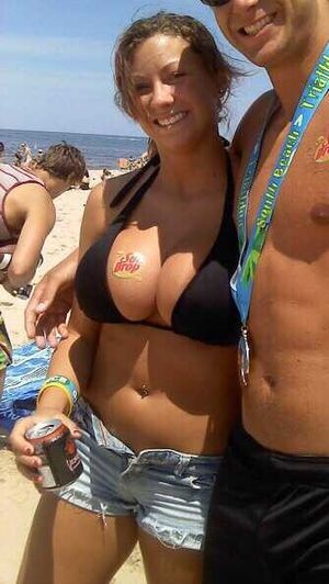 Beach party boobs