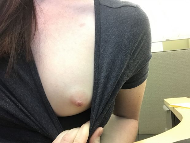 Peek-a-boob