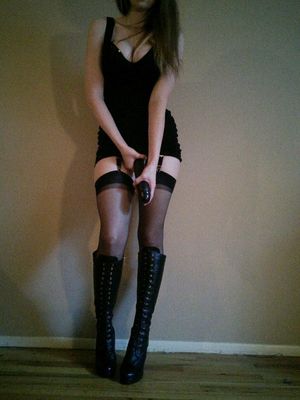 SISTER LOVES A STRAPON