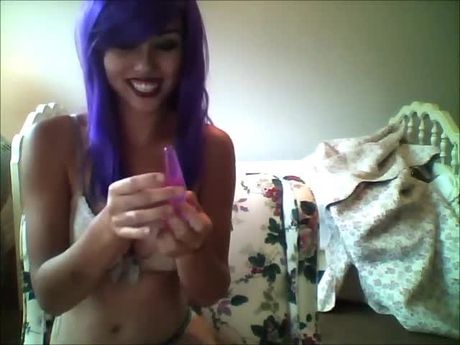 Busty nymph stuffs her ass with her first buttplug and masturbates