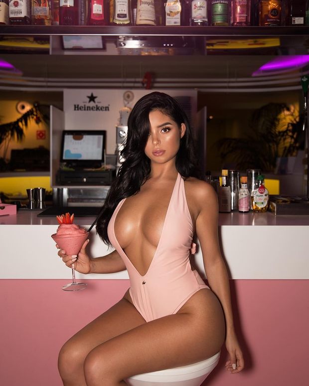 bar