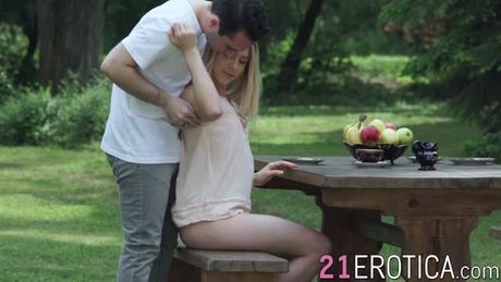 Sexy blonde Alecia Fox and Raul Costa fucking well outdoors
