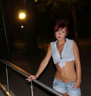 Just wanted to show you my sexy best friend 01