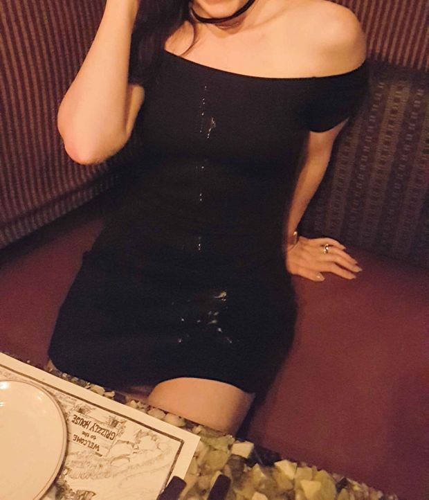 Jizzed in public restaurant