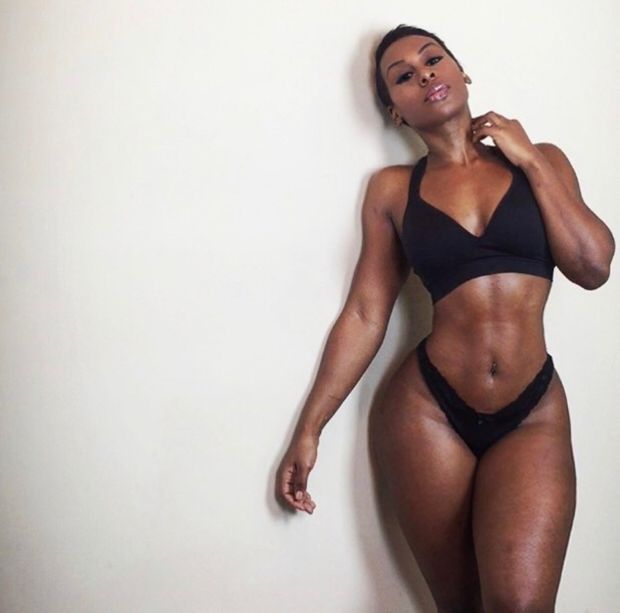 Thick and sexy babe