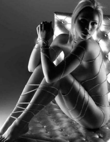 B &W beauty