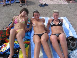 Topless With the friends!