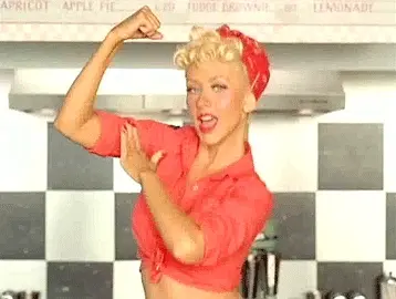 Palote, palote-... la aAguilera reivindica mujer fuerte poniendotela asi?!