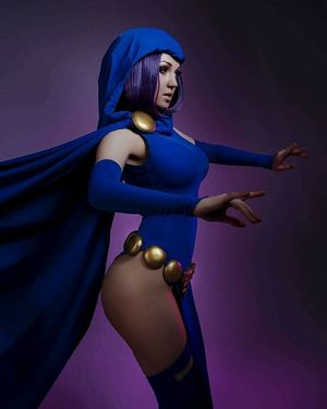 Hot real Raven
