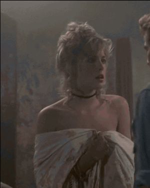 Sharon Stone in Irreconcilable Differences (1984) la Simon =