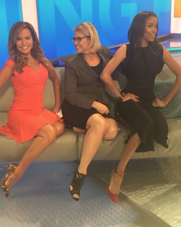 news babes