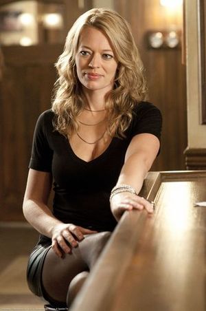 Jeri Ryan sexy
