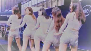 5 south korean Models from back 1 *roentgen01*