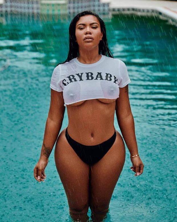Thick babe