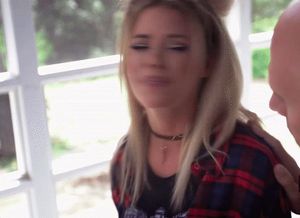 Crying Jessa is jealous of her friend fucking her brother so she has to have him