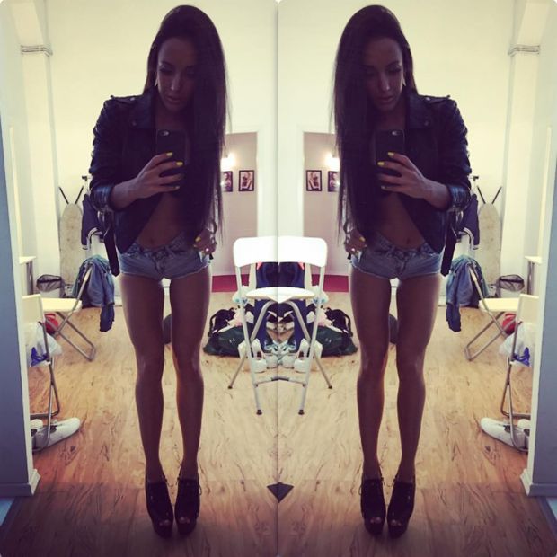 Teen - legs for days