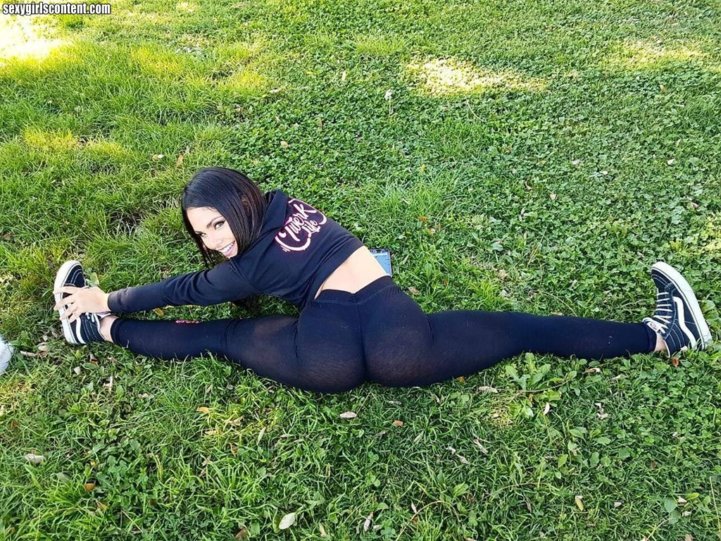 More sexy babes in see through clothes (CLICK THE PIC AND ENJOY)