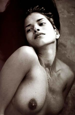 Famous Venezuelan model turned actress Patricia Velasquez nude