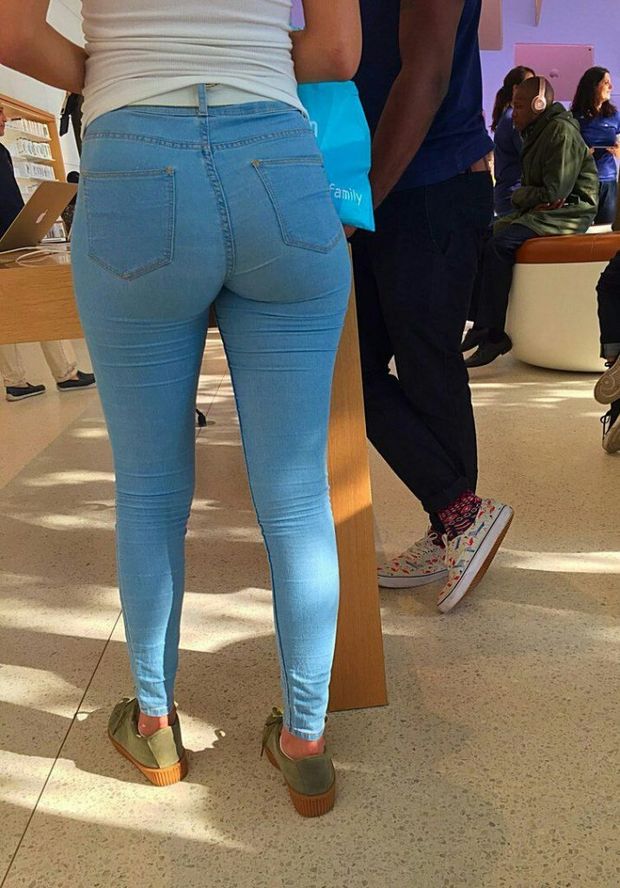 Spy photo. Creepshot.