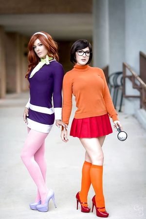 Velma Dinkley cosplay