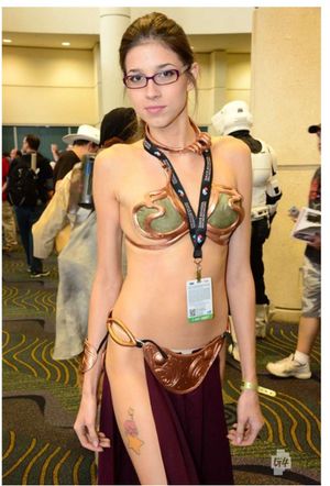 Cosplay chick as Leia. She would be fun.